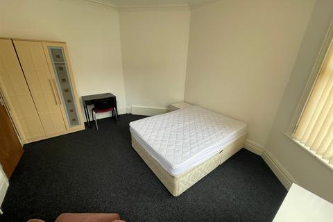 undefined, Student House to Share- Beech Grove, Beverley Road, Hull