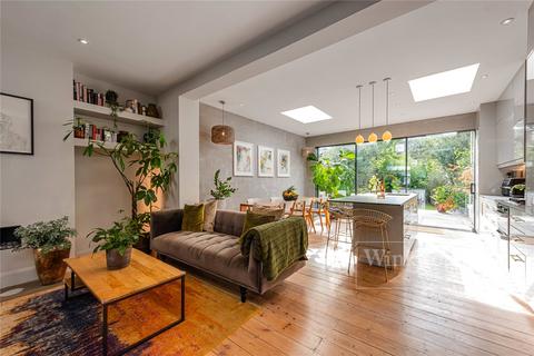 50 Whitmore Gardens, London, NW10 5HH