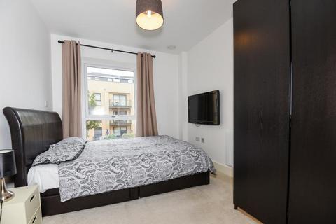 2 bedroom flat for sale, The Embankment,  Nash Mills Wharf,  Hemel Hempstead,  HP3