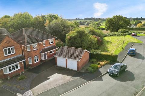 4 bedroom detached house for sale, Swan Hill, Mickleover