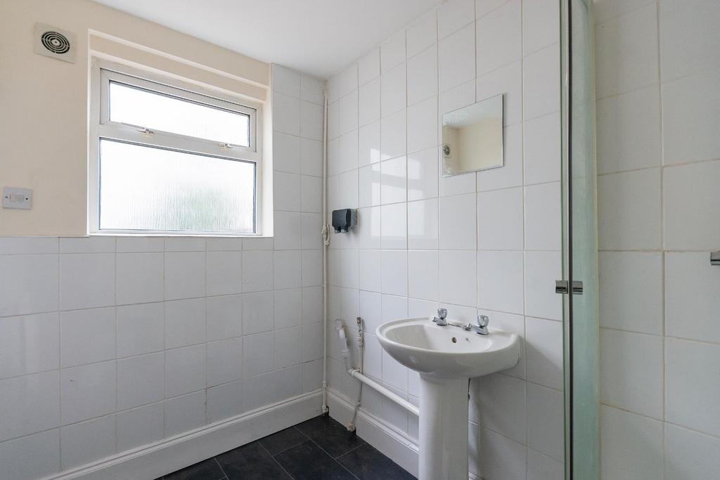 0 A7 RSV - Shower Room A.jpg