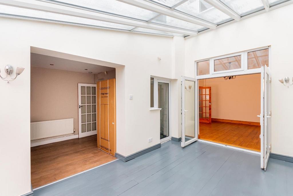 0 A7 RSV - Conservatory B.jpg