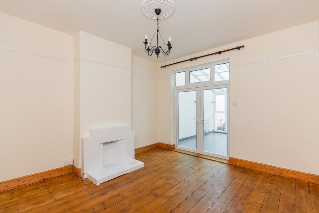 0 A7 RSV - Dining Room C.jpg