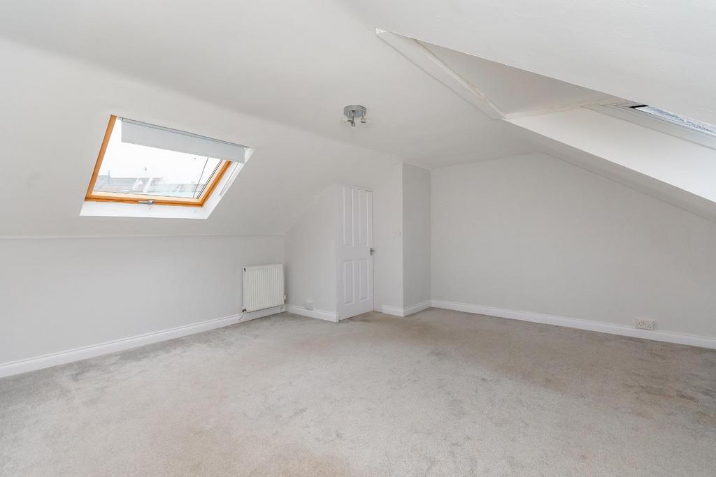 0 A7 RSV - Bedroom H.jpg