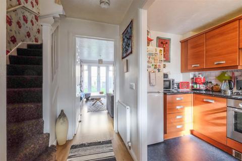 2 bedroom terraced house for sale, Cusworth Close, Halifax