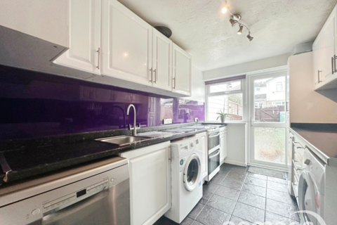 73 Bennet Close, Basingstoke, RG21 5JS