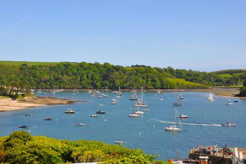 2 bedroom cottage for sale, Chapel Terrace, St. Mawes, Cornwall.