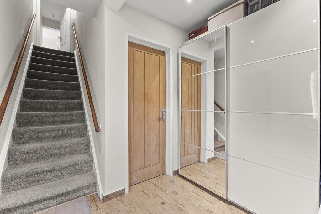 Shelley Road, Kettering, NN16 4 bed semidetached house for sale £375,000