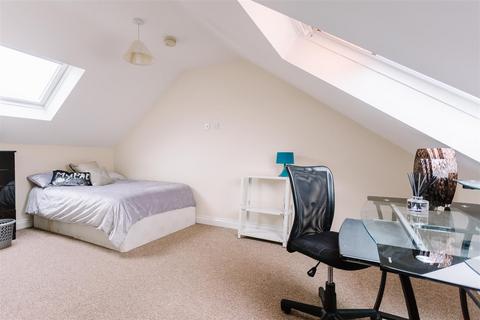 5 bedroom private hall to rent, Edgecumbe Street Newland Avenue Hull