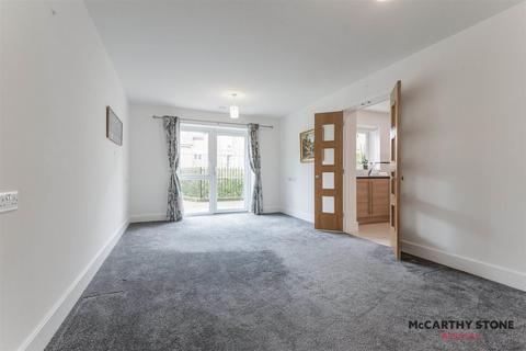 1 bedroom apartment for sale, Park House, Old Park Road, Hitchin