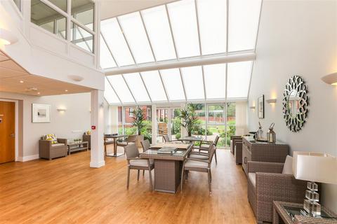 1 bedroom apartment for sale, Park House, Old Park Road, Hitchin