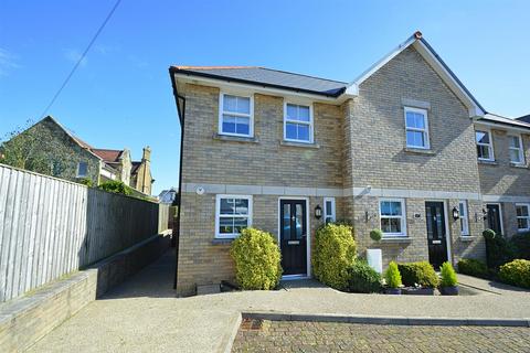 2 bedroom end of terrace house for sale, SUPERB MODERN HOME * SHANKLIN