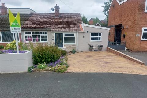 2 bedroom semi-detached bungalow for sale, White Lodge Park, Shawbury, Shrewsbury