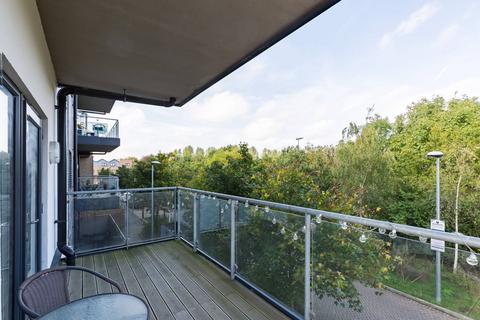 Thornbury Way, Walthamstow, London, E17