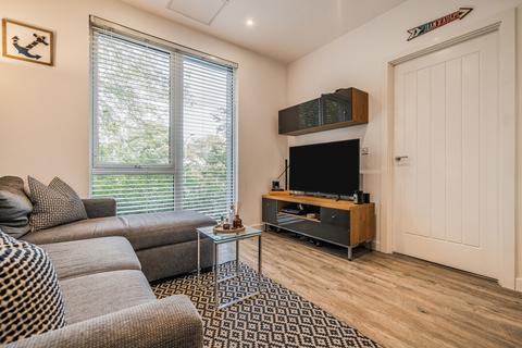 undefined, Kings Road, Reading, Berkshire
