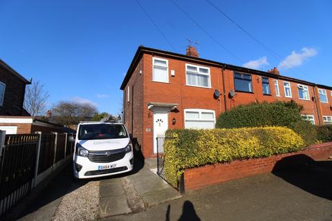 3 bedroom semi-detached house to rent, Freeman Road, Dukinfield, SK16