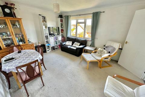 2 bedroom flat for sale, Hall Street, Soham