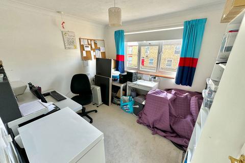 2 bedroom flat for sale, Hall Street, Soham