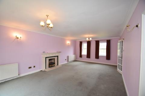 5 bedroom house to rent, Woodlands, Gerrards Cross, Buckinghamshire, SL9