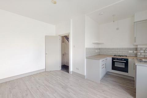 3 bedroom flat to rent, Burrage Place London SE18