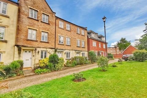 4 bedroom house to rent, Watson Place, Exeter EX2