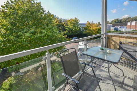 1 bedroom apartment for sale, Rollason Way, Brentwood