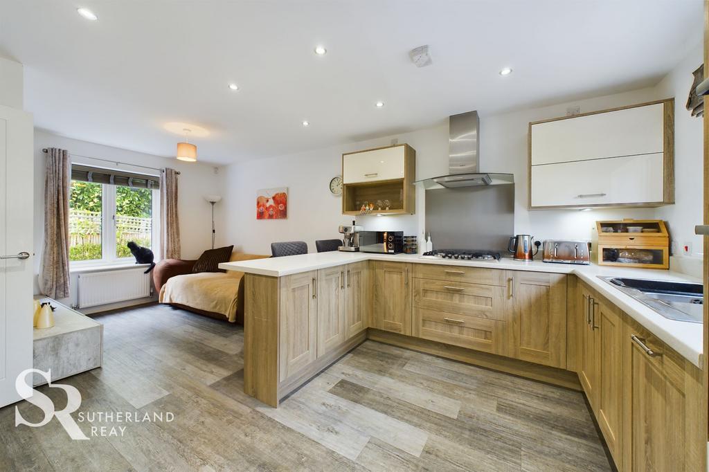 Kitchen &amp; Dining Area