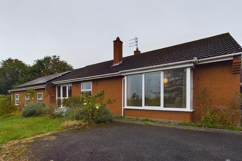 4 bedroom bungalow for sale, Hall Meadow, Bonby DN20