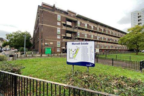 3 bedroom flat for sale, Flat 24 Dovet Court, Stockwell, London, SW8 1HR