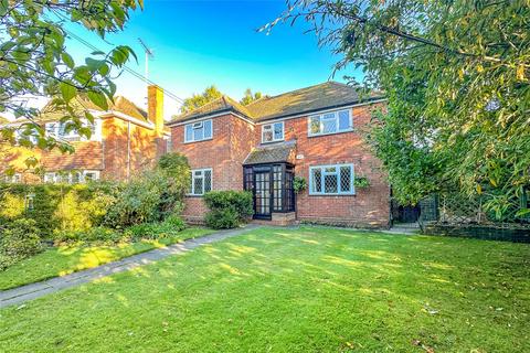 4 bedroom detached house for sale, Sibley Avenue, Harpenden, Hertfordshire, AL5