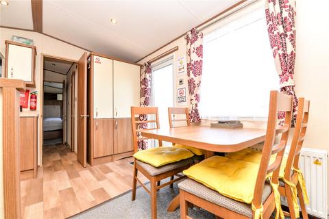 2 bedroom park home for sale, Rowan, Bashley Caravan Park, Sway Road, New Milton, BH25