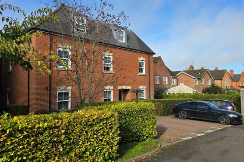 2 bedroom flat for sale, Rockingham Road, Newbury RG14