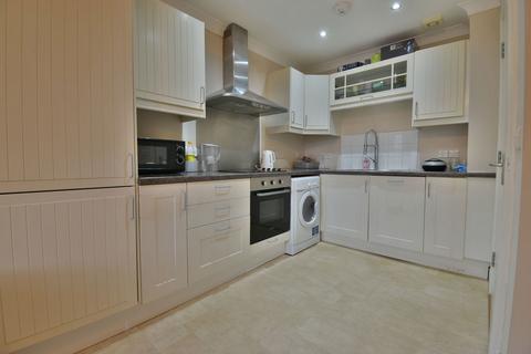 2 bedroom flat for sale, Rockingham Road, Newbury RG14