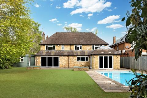 5 bedroom detached house for sale, Dukes Wood Drive, Gerrards Cross, Buckinghamshire