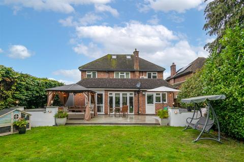 5 bedroom detached house for sale, Hillford Place, Redhill