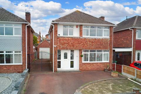 3 bedroom detached house for sale, Haverhill Crescent, Nottingham