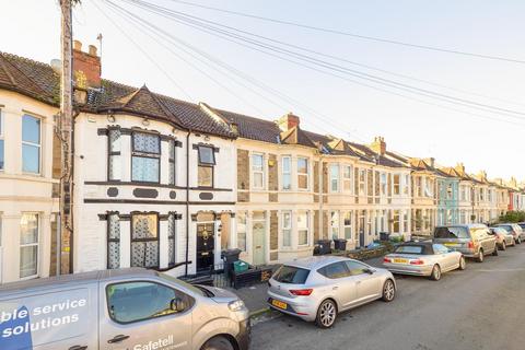 2 bedroom terraced house for sale, Westminster Road, Whitehall