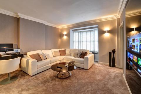 1 bedroom flat to rent, Gloucester Terrace, London, W2