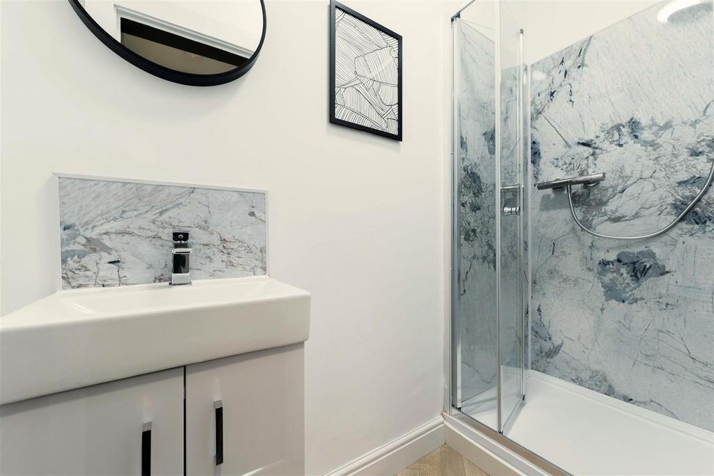 Bathroom 3.jpg