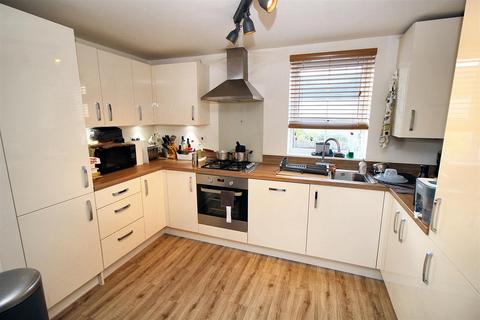 2 bedroom flat for sale, Regeneration way, Beeston