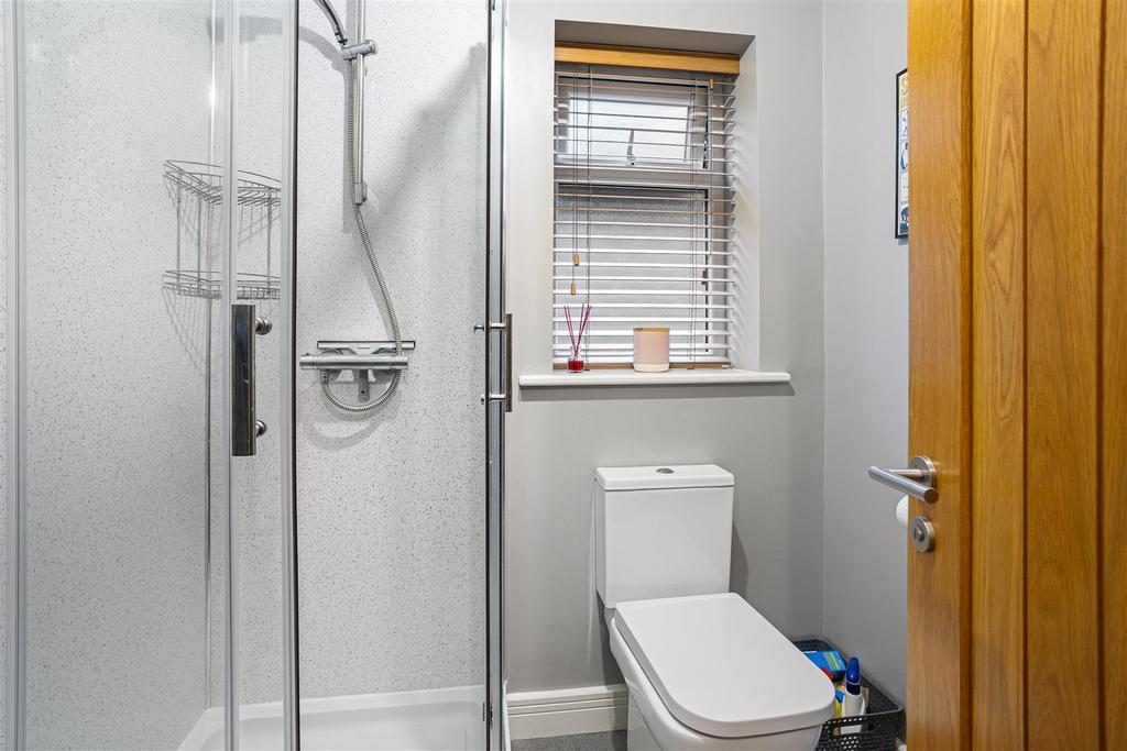 33 Dringthorpe Road 25.jpg