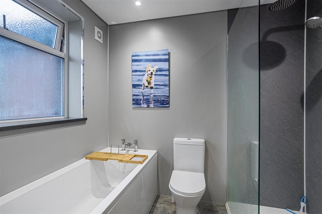 33 Dringthorpe Road 10.jpg