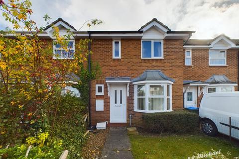 2 bedroom terraced house for sale, Thrush Close, Aylesbury, Buckinghamshire