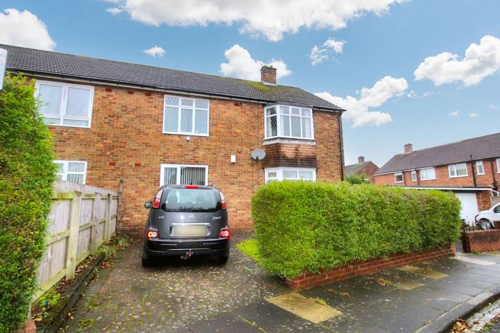 Beadnell Way, Gosforth, Newcastle... 2 bed ground floor flat for sale