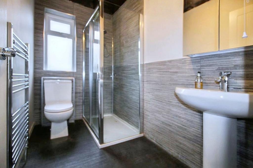 Beadnell Way, Gosforth, Newcastle... 2 bed ground floor flat for sale