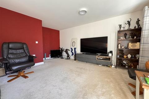 3 bedroom terraced house for sale, Greycing Street, Swindon SN25