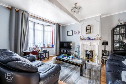 3 bedroom house for sale, Greatdown Road, London, W7