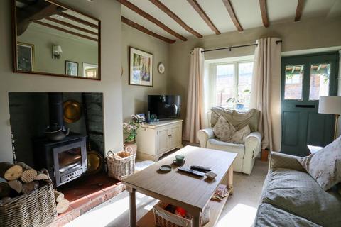 2 bedroom cottage for sale, Main Street, Belton In Rutland LE15