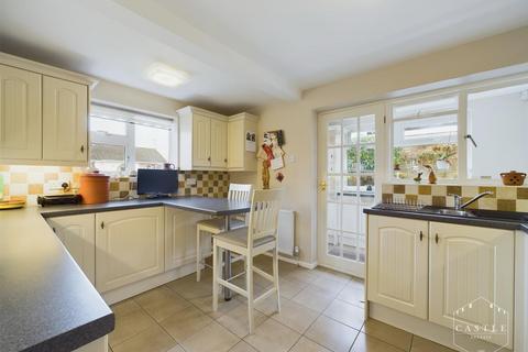 2 Coppice Close, Hinckley, LE10 1TF