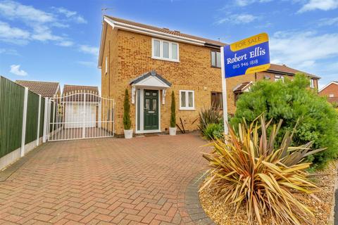 2 bedroom semi-detached house for sale, Lichfield Close, Long Eaton